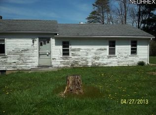 6819 Superior Rd SE, Uhrichsville, OH 44683