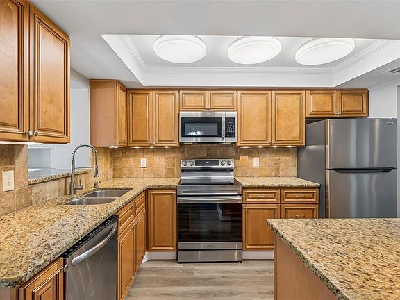 5th image of 13691 Serena Dr