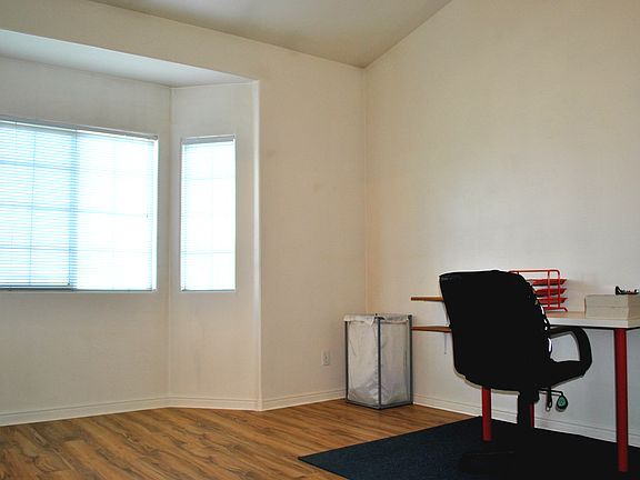 5th image of 3846 S Canyon River Way Unit 3