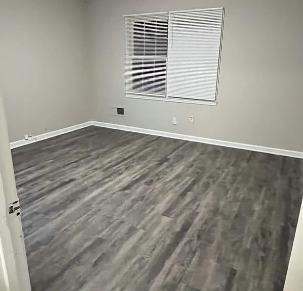 829 Store House Ct #B — Photo 12