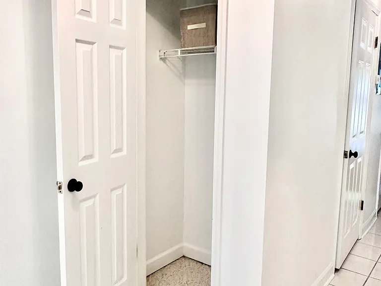 109 Westlake Ct — Photo 34