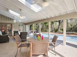 25 Willow Oak Rd W, Hilton Head Island, SC 29928