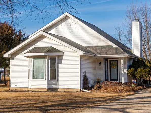 329 Old Mill Rd, Franklin Grove, IL 61031