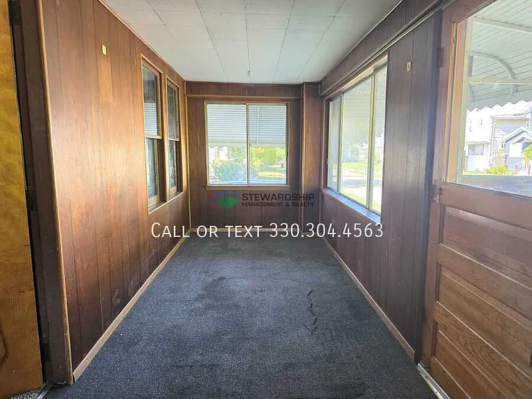 1152 Wilbur Ave — Photo 4