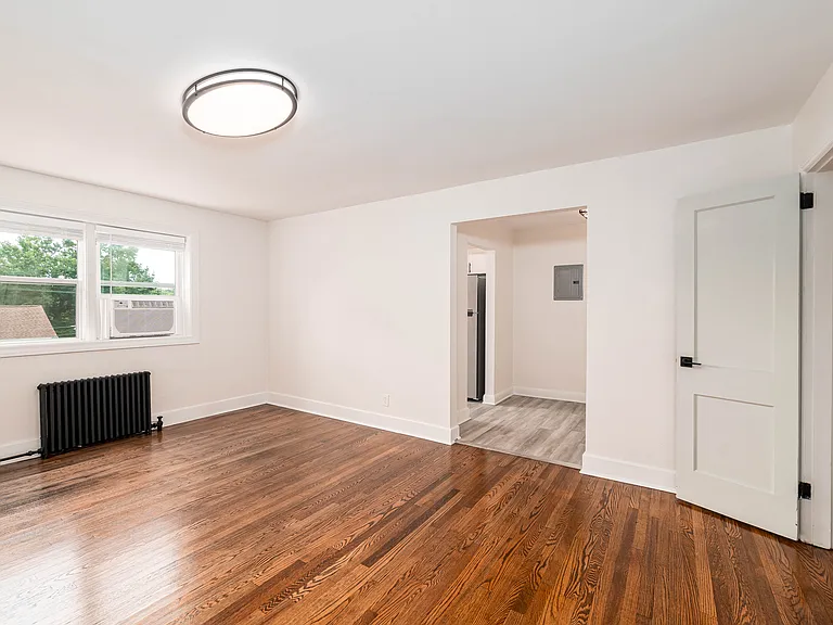 Sherwood Flats — Photo 19