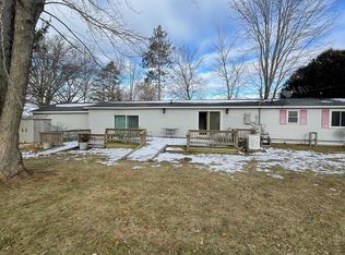 4690 E Herrick Rd, Clare, MI 48617