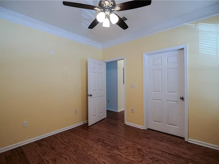 4007 Westchester Rdg NE — Photo 18