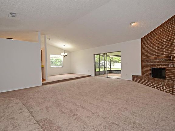 3rd image of 1110 Gran Paseo Dr