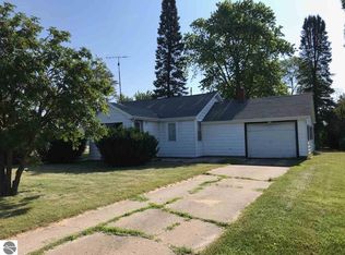 208 N Bradley Rd, Mt Pleasant, MI 48858