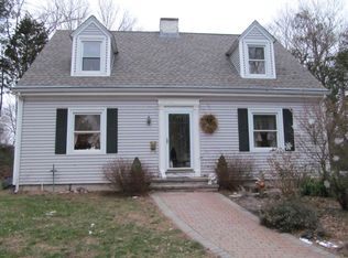 41 South St, West Warwick, RI 02893