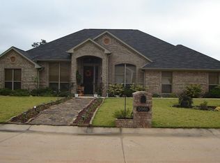 2081 Yasmeen Cir, Flint, TX 75762