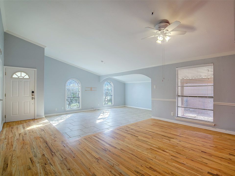 1st image of 6501 Glenmoor Dr