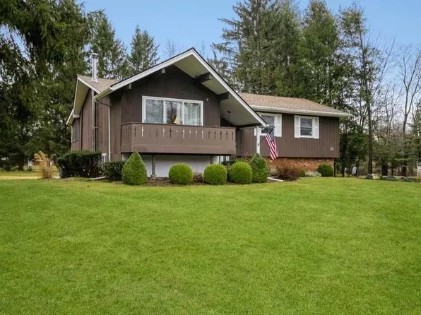 33 MILLER Drive, Hopewell Junction, NY 12533