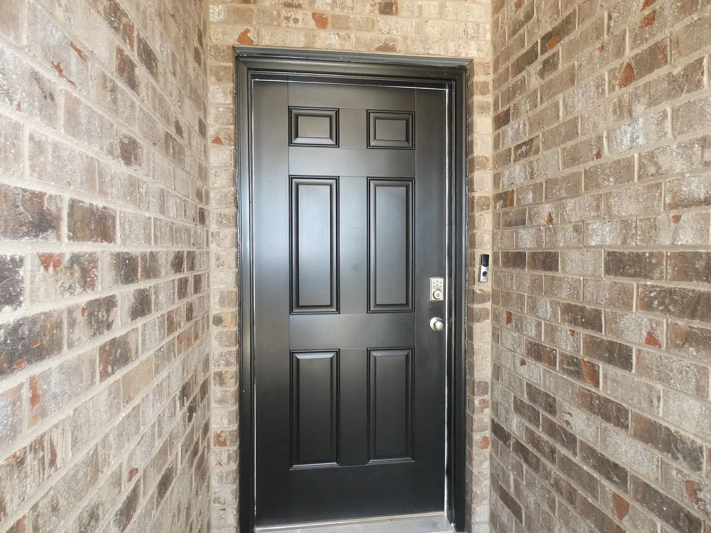 4-Bedroom Home - Hawks Landing — Photo 2