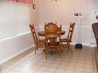 5th image of 6244 Narragansett Dr