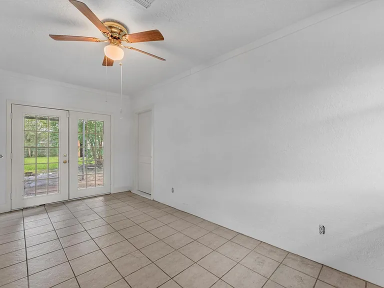 8549 Western Dr — Photo 16