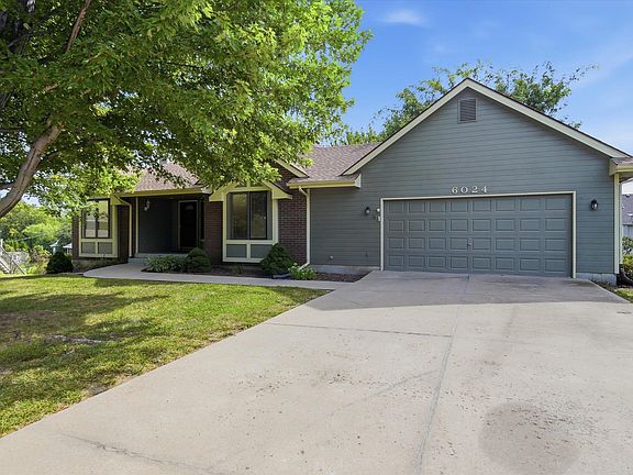 2nd image of 6024 SW 40th Ter