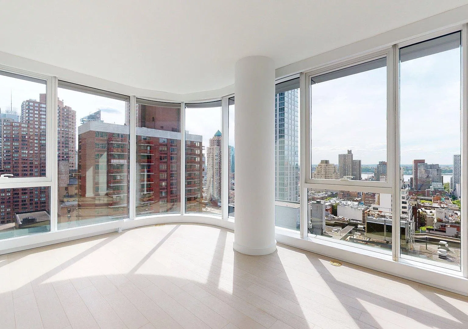 242 West 53rd Street — Photo 2