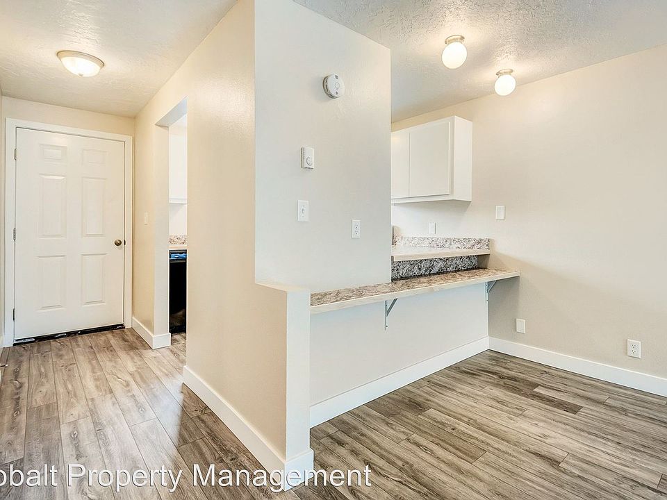 1st image of 525 NW 9th St APT 1