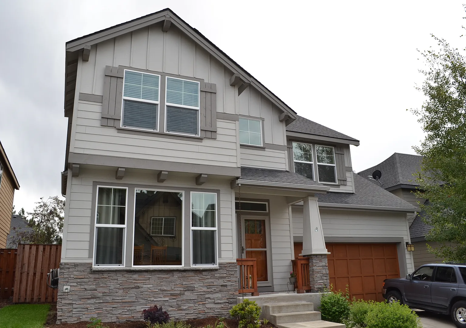 Beautiful Home in River Canyon Estates! Great Amenities! — Photo 1