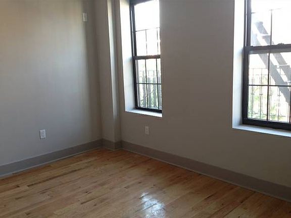 3rd image of 292 Bedford Ave APT 3F
