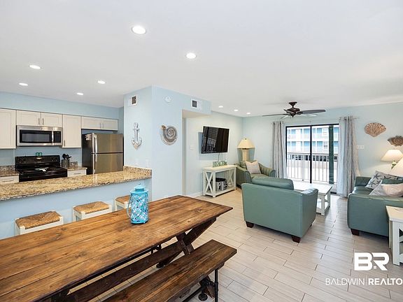 3rd image of 1149 W Beach Blvd #A-1