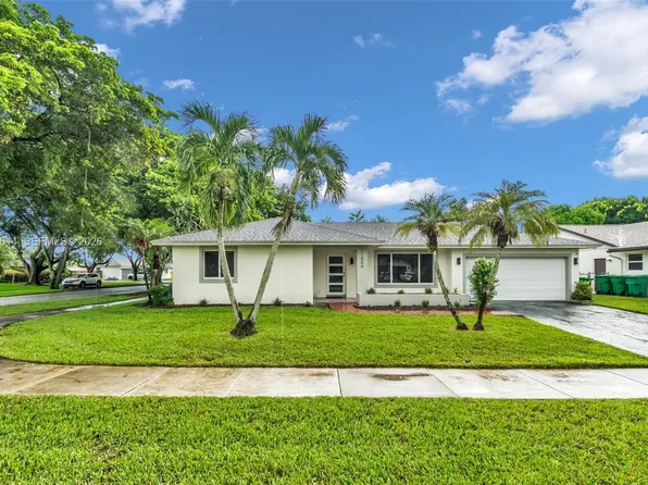 11804 SW 54th St, Cooper City, FL 33330