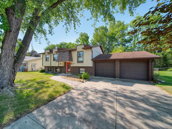 326 E Franklin St, Clinton, MI 49236