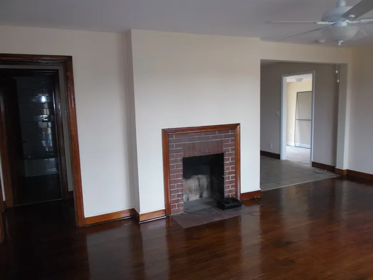 4454 S Wilson Rd — Photo 4