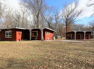 58067 Oakwood Dr, Three Rivers, MI 49093