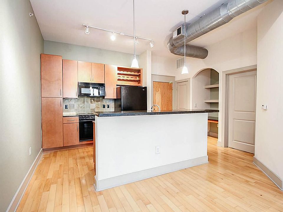 1st image of 1901 Post Oak Blvd APT 2502