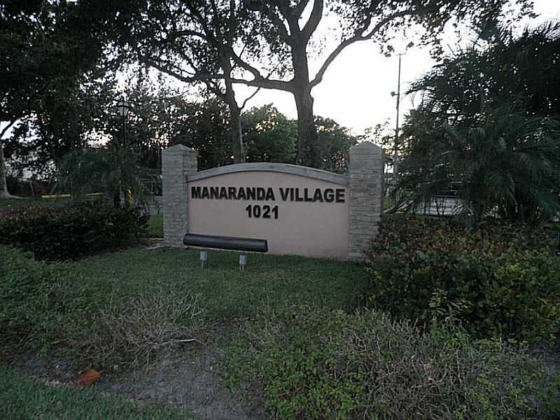 1st image of 1021 Mockingbird Ln APT 213