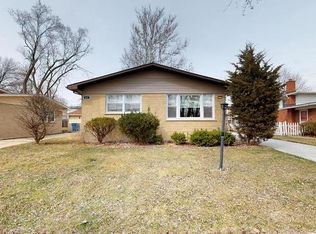 191 W Normandy Dr, Chicago Heights, IL