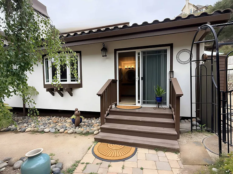 25460 Tierra Grande Dr — Photo 3