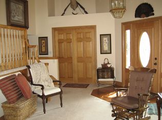 7311 Overlook Ter, Caledonia, WI 53108