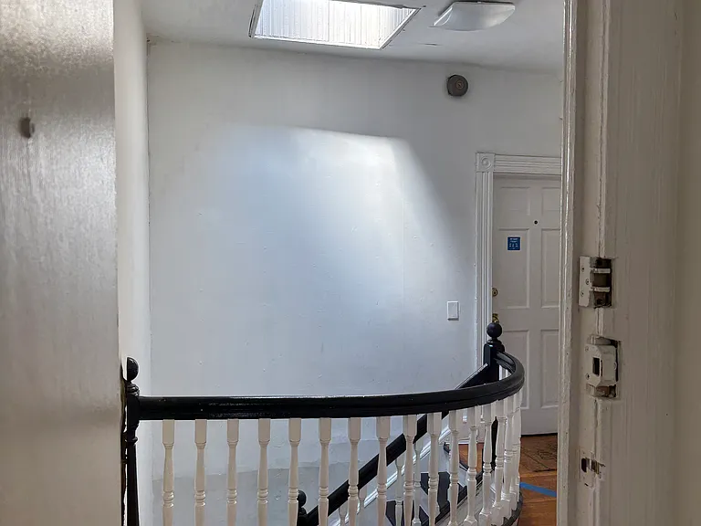 1526 W Mount Royal Ave #3R — Photo 11