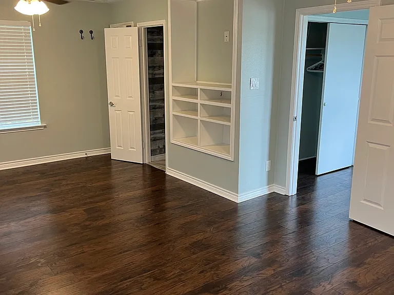 4411 Morrow St — Photo 17