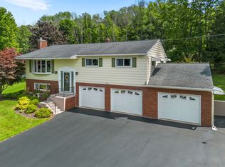1221 Murray Hill Rd, Vestal, NY 13850