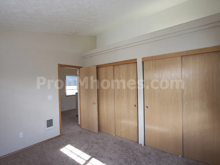 14963 SE Elm Park Dr — Photo 13