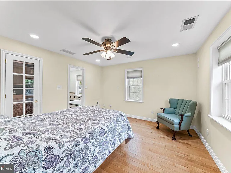 4110 Naamans Creek Rd — Photo 14