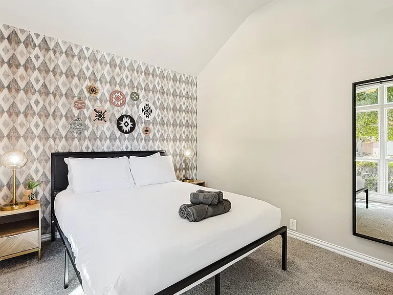 915 Santa Fe Dr — Photo 25