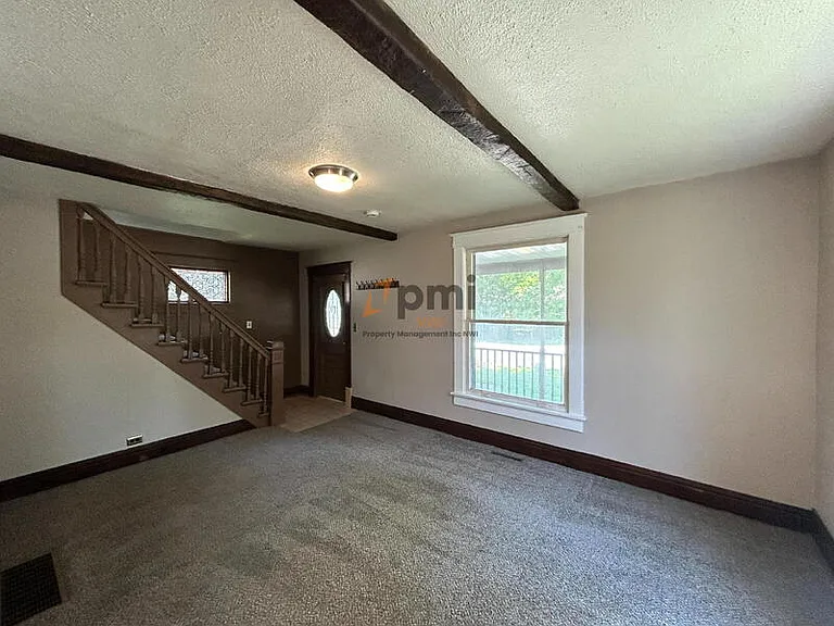257 S 20th St — Photo 7