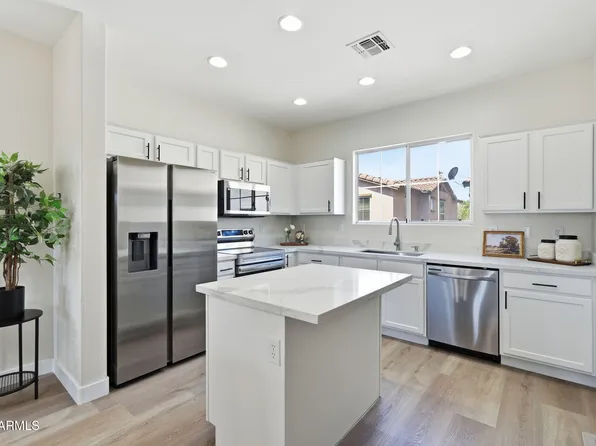 2016 N 78TH Avenue, Phoenix, AZ 85035