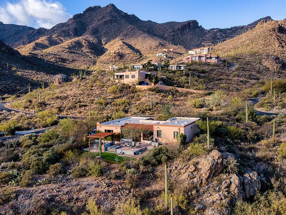 1st image of 1690 N Lost Canyon Ct