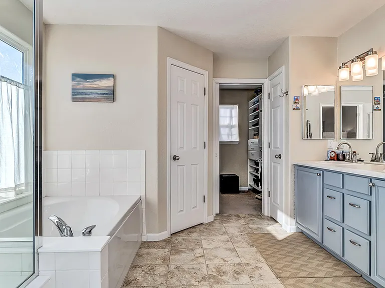3584 Shady Rock Dr — Photo 31