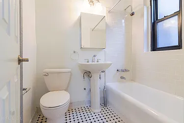 Rented by Hillel Realty Group