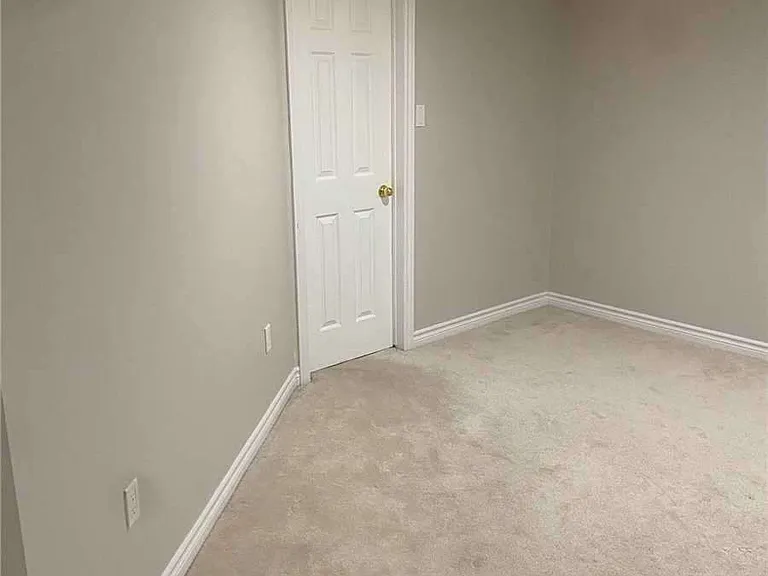 101 Hodgson Dr #BASEMENT — Photo 4