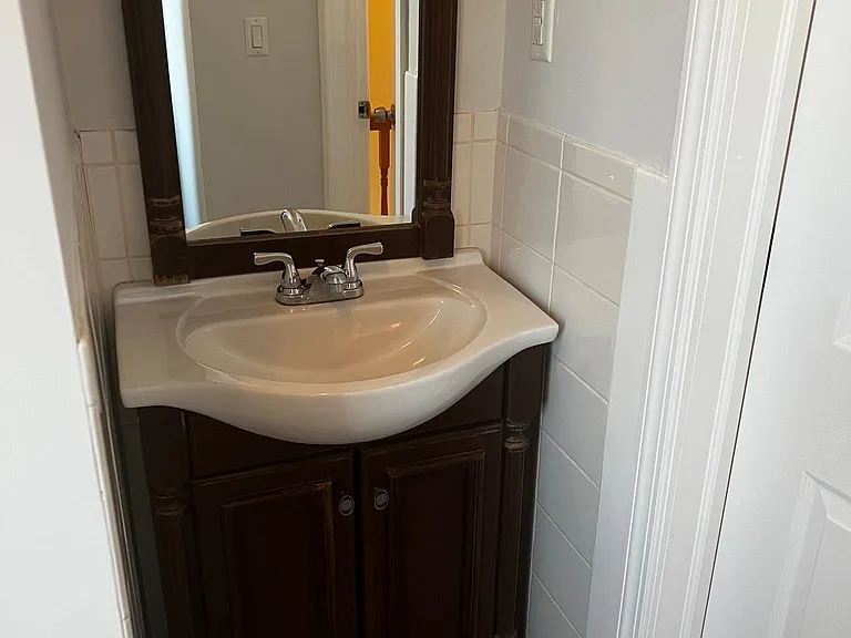 905 Grand Ave #4 — Photo 18