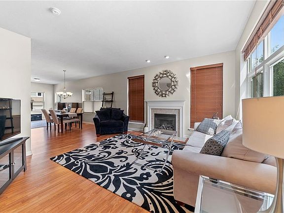 2nd image of 7420 Goodwalt Ave #7420