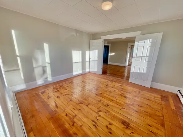 3 Dupont Ave #1, Biddeford, ME 04005